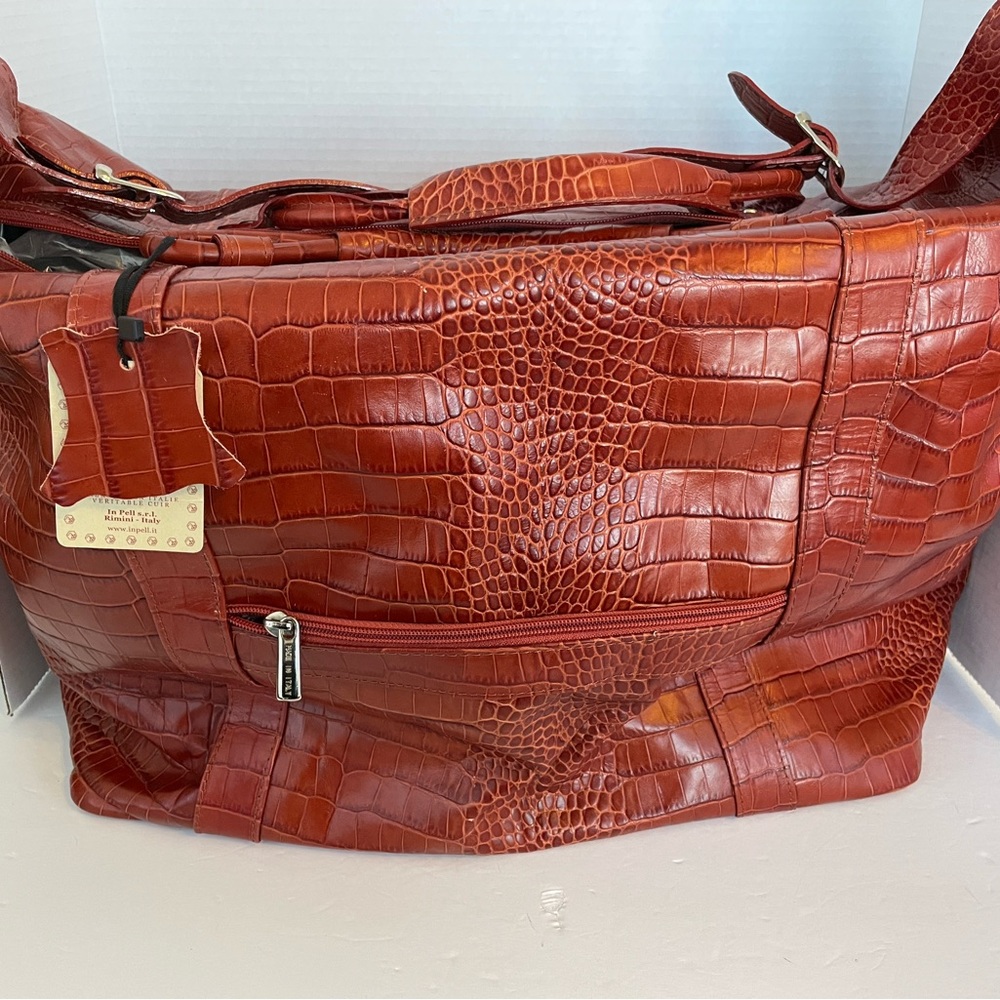 Valentina made in Italy Genuine Leather duffle bag